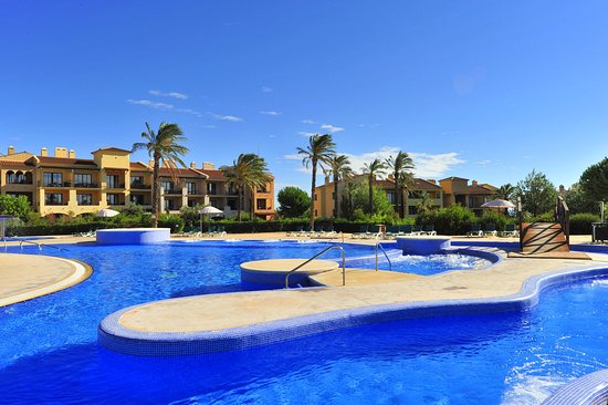 Revista Bfit presente en el evento de Miss Universe Spain Hotel Pierre & Vacances donde tendrá el lugar el evento de Miss Universe Spain para conocer a la mujer más guapa de España