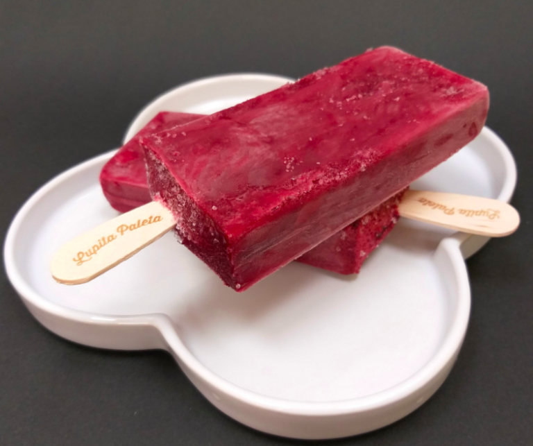 Paleta saludable roja