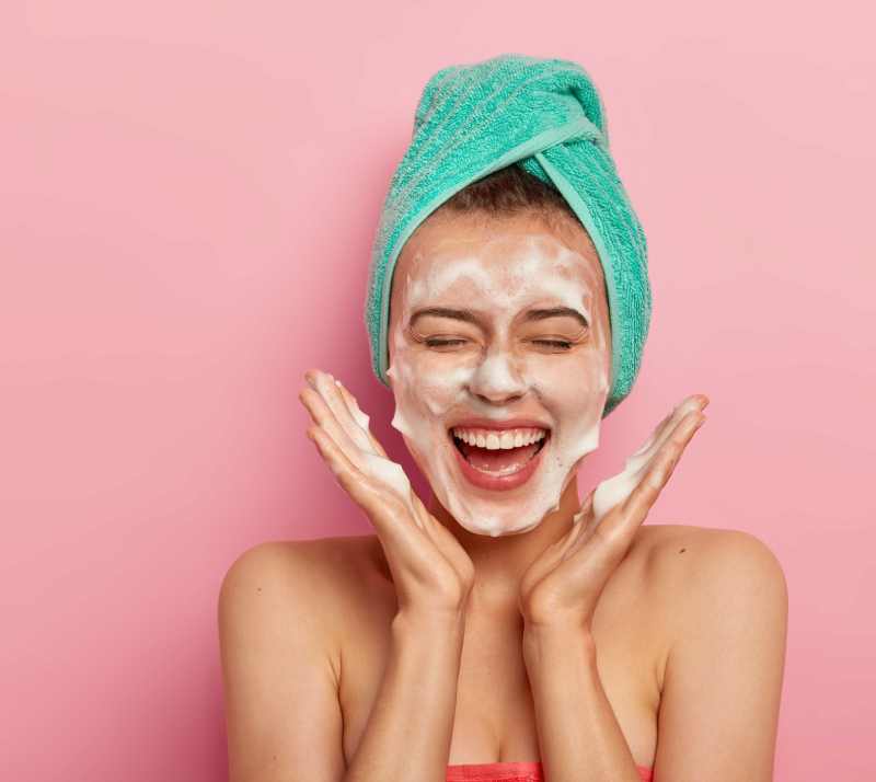 ¿Cuáles son los ingredientes más beneficiosos de los cosméticos naturales?