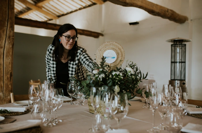 10 Claves de experta para poner la mesa y organizar la cena perfecta esta Navidad