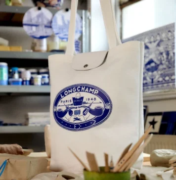 Longchamp X Constantin: Un París Artesanal en Azul y Blanco para el Otoño 2025